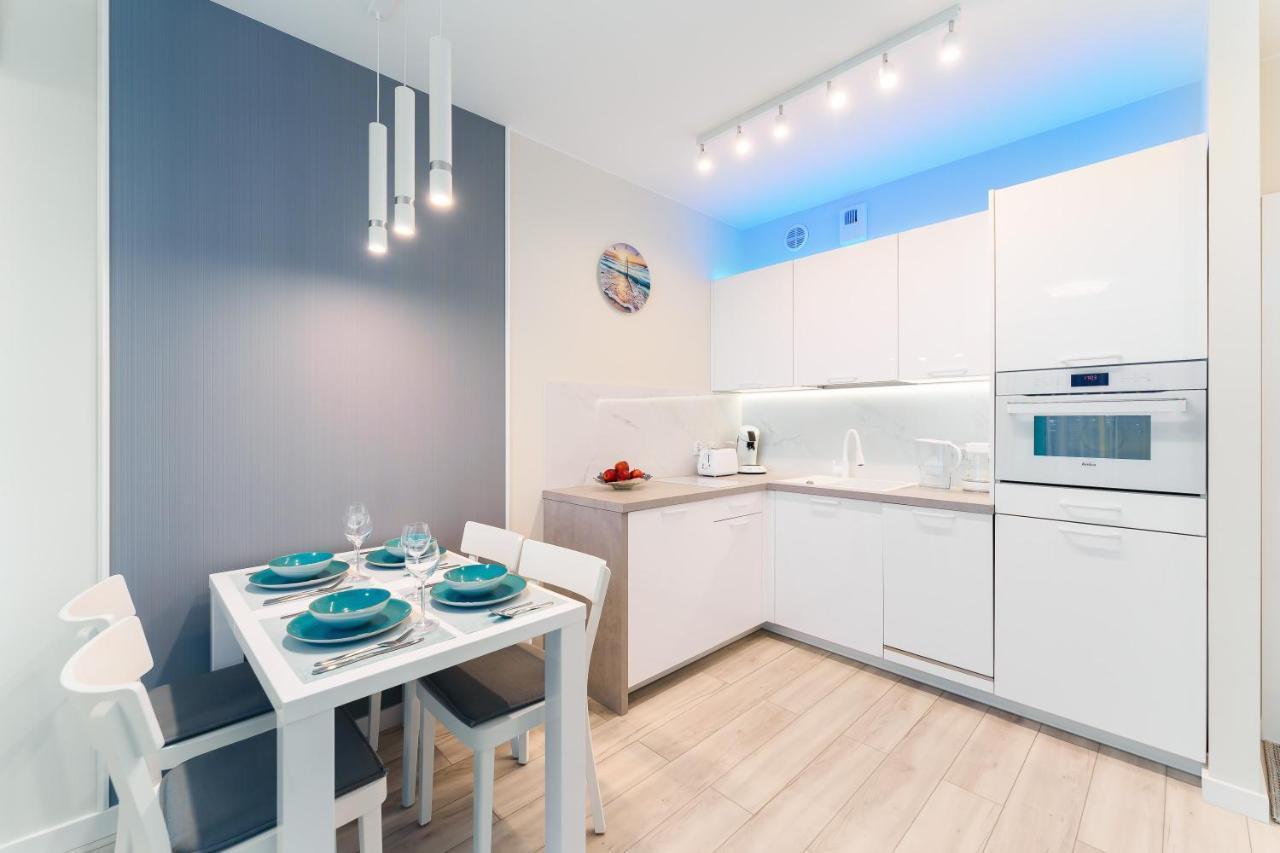 Apartament Z Widokiem Na Morze - Blekitna Perla By Perlowa Przystan Rent Сяноженти Екстер'єр фото
